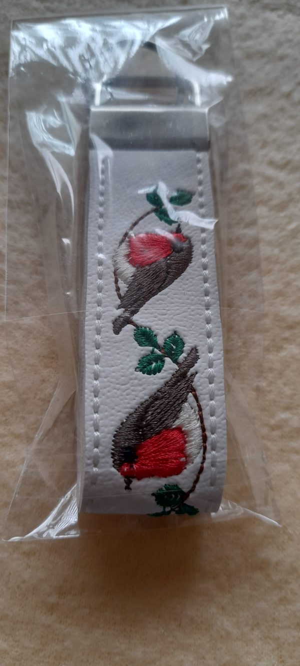 Stylishly Secure: Robin Key Ring - Image 3