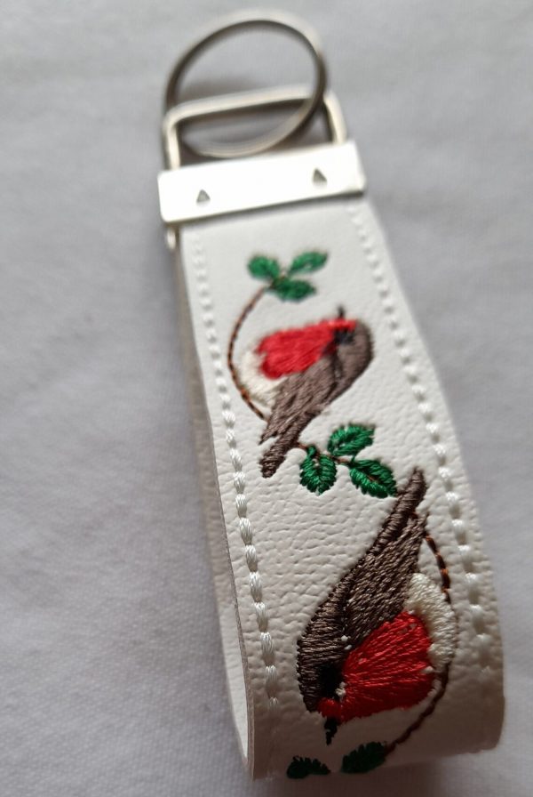 Stylishly Secure: Robin Key Ring - Image 2