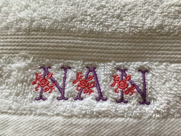 Floral themed: Embroidered Face cloth. - Image 7
