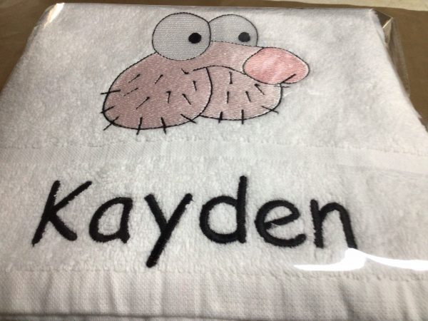 Novelty face cloth and hand towel set - Image 3